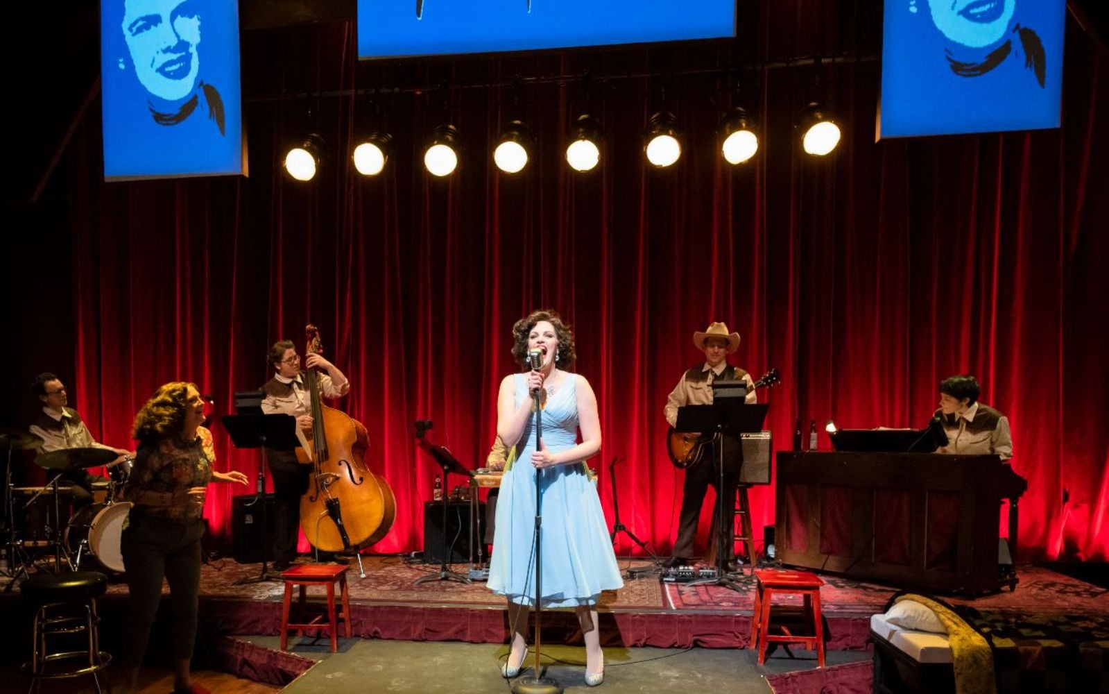 More Info for Cast And Creative Team Announced For ALWAYS PATSY CLINE at The Great Lakes Center For The Arts